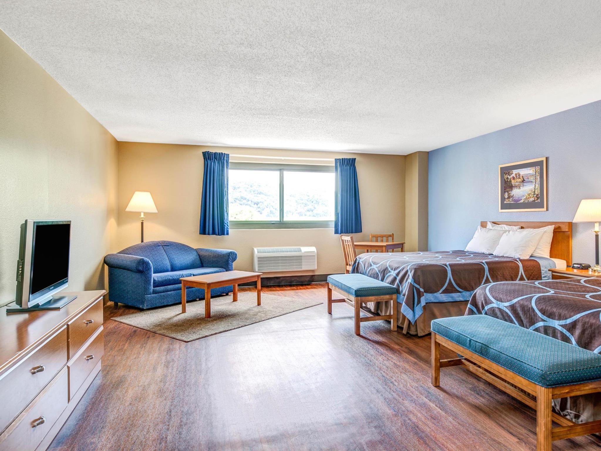 Super 8 By Wyndham Mahwah Otel Dış mekan fotoğraf